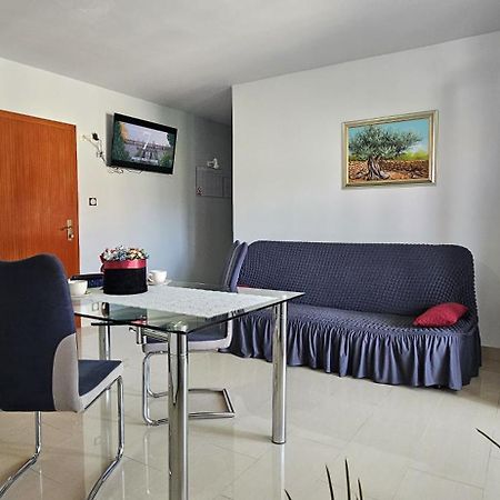 Bella Nina Apartments Šilo Екстериор снимка